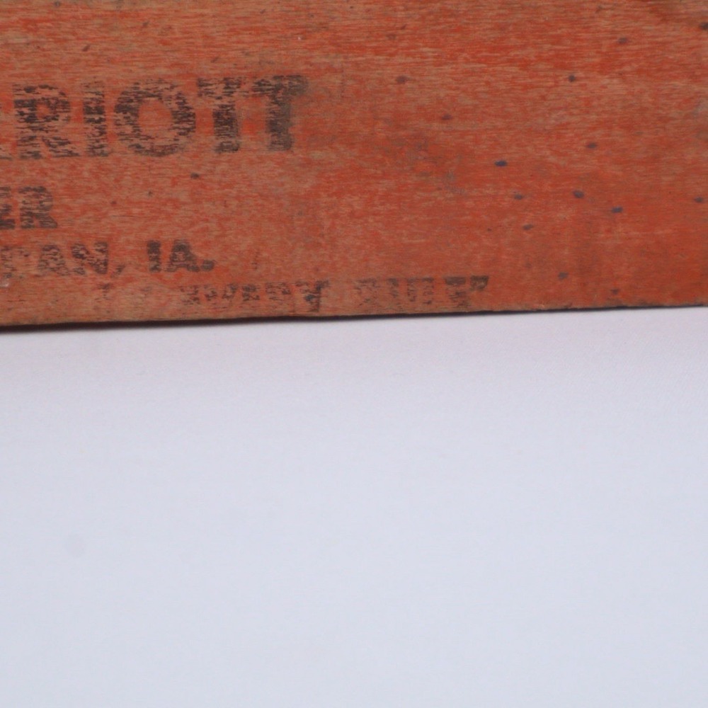 VTG Advertising Wood Level Tools (2) Hoyle Oil Co. Churdan Iowa Pioneer‎ Seeds - Picture 7 of 10